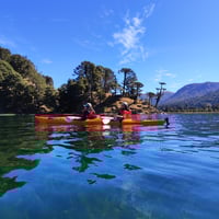 Kayak Lago Icalma - Servicio Privado thumbnail 6