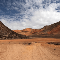 Trekking guiado - SuriPlaza "Montañas Coloradas"  thumbnail 3
