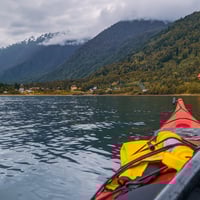  Kayak Fiordo Puyuhuapi y Glaciar Queulat thumbnail 5