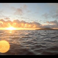 Amanecer en kayak en el ombligo del mundo  thumbnail 4
