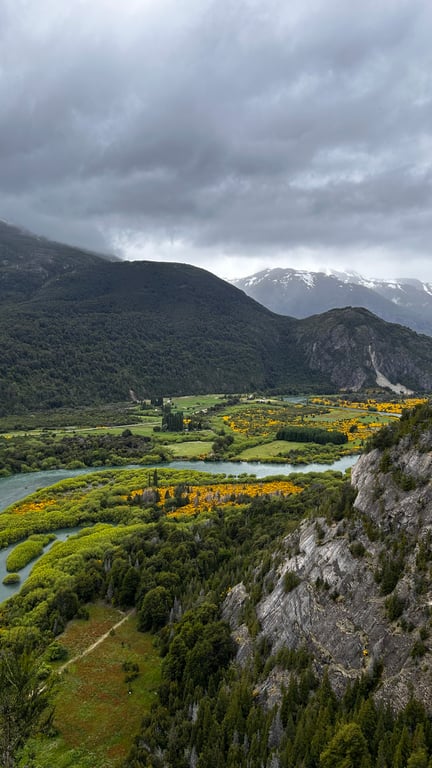 Trekking Reserva Nacional Futaleufú - Image 1