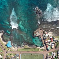 Costa de Hanga Roa – “Secretos de la Bahía Larga” thumbnail 5